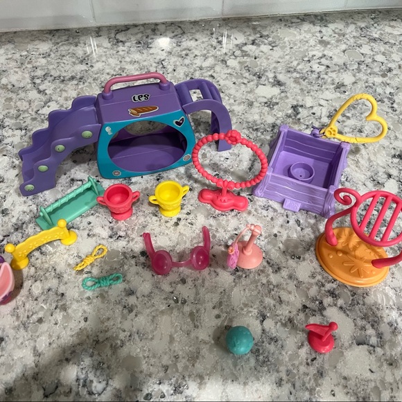 Littlest Pet Shop | Playground Lot - Picture 2 of 6